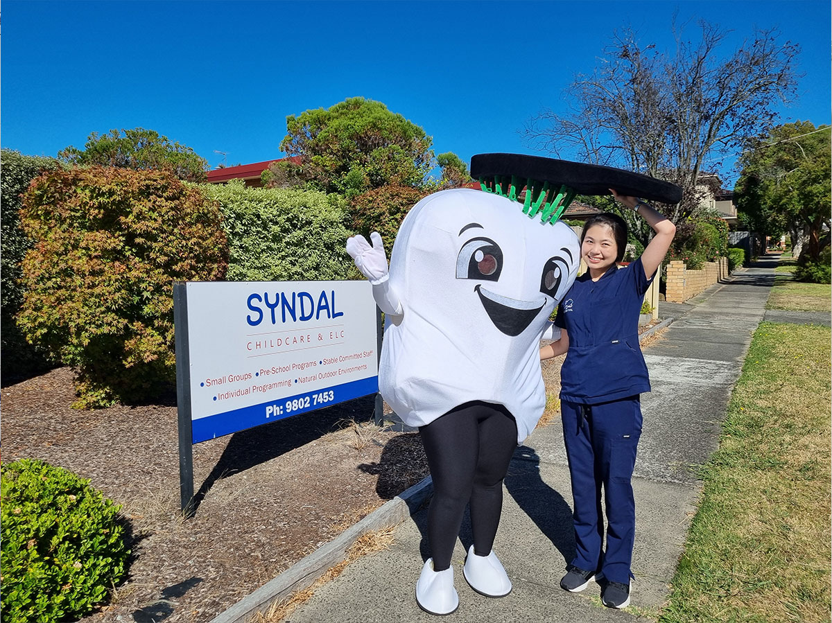 Melbourne Childcare dental visit from dentist Dr Lisa Ren Melbourne Childcare dental visit from dentist Dr Lisa Ren