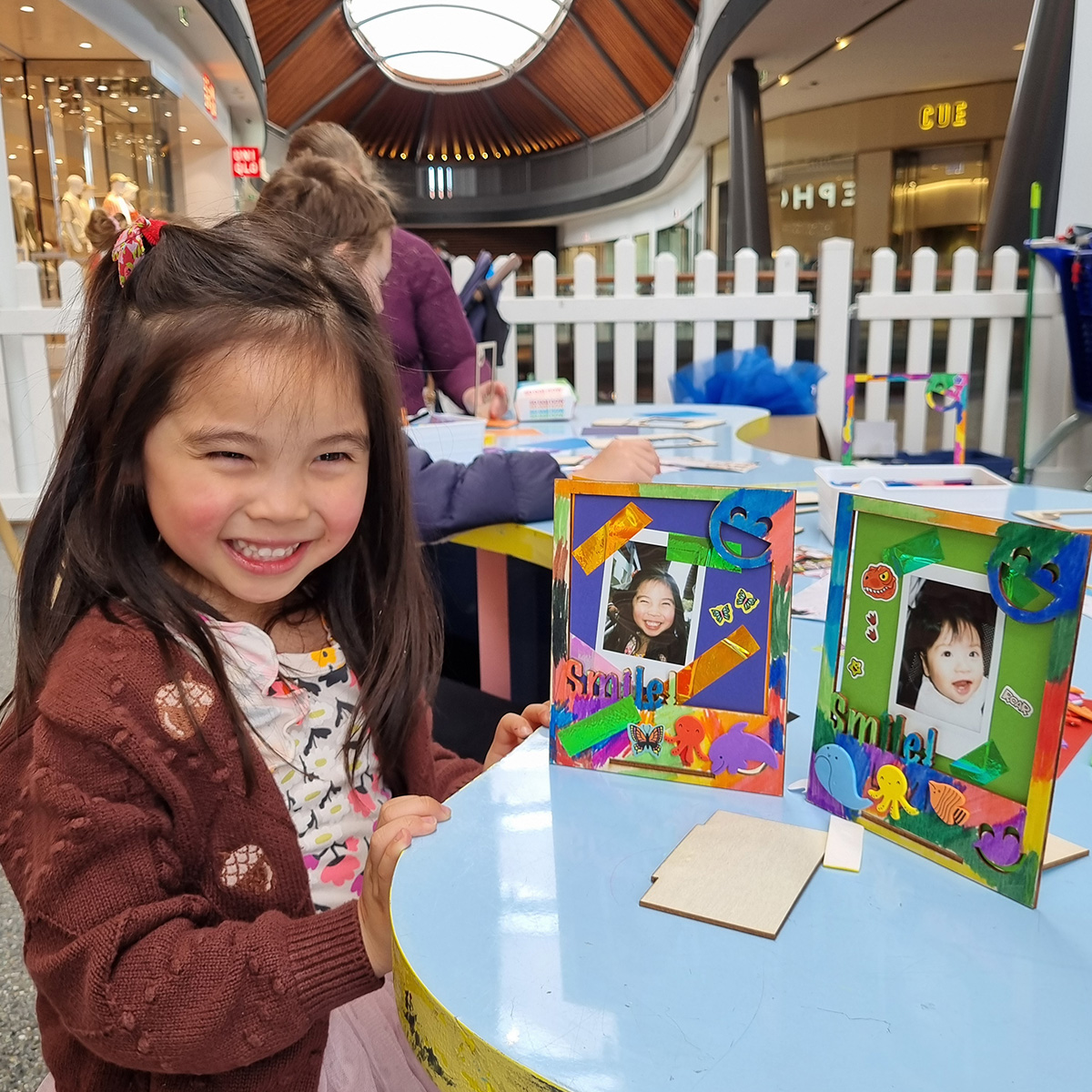 MC Dental "Smile Frame" Craft Day a success at Highpoint Shopping Centre MC Dental "Smile Frame" Craft Day a success at Highpoint Shopping Centre
