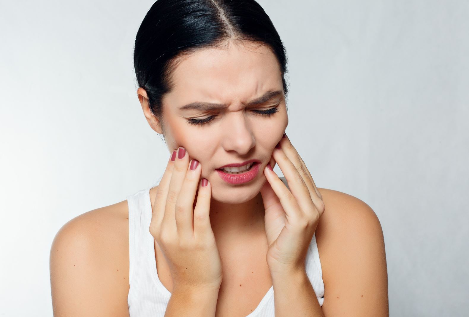 don't delay your tooth sensitivity call MC Dental don't delay your tooth sensitivity call MC Dental
