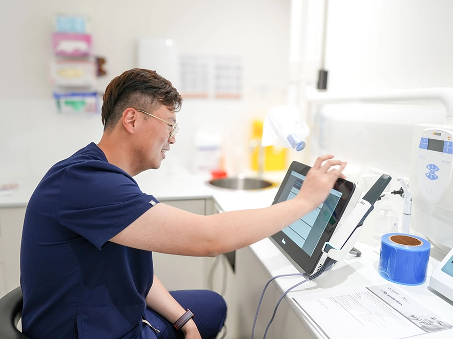 Dr Charlie - Invisalign dentist at MC Dental Docklands