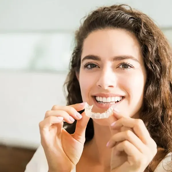 Teeth Retainers: Maintaining That Perfect Smile